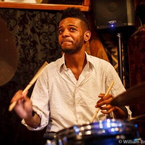 Masterclass Jazz-Schlagzeug mit Mark Whitfield Jr.