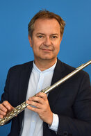 Dekan Univ.-Prof. Mag. Arno&hellip;