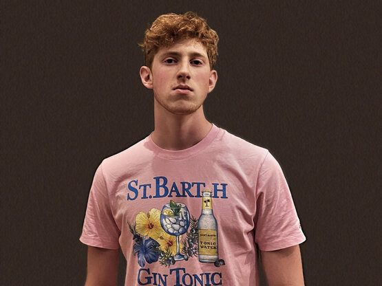 Porträt von Julian Schlosser