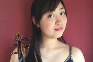 Violinistin Moena Zushi: Erste Geige in Prag (Foto © privat)