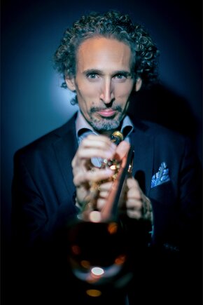 Porträt von John Daversa