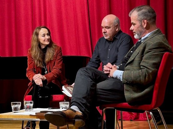 v.l.n.r.: Susana Zapke, Thomas Mießgang und Wolfgang Fichna