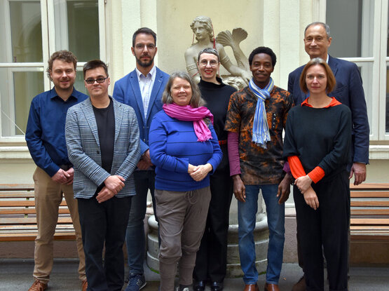 Gruppenbild zur Eröffnung der&hellip;