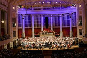 Festliches Singen 2025: „Ein Strauss kommt selten allein“