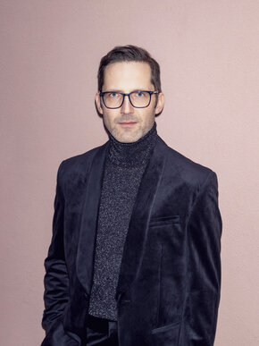 Porträt von Oliver Potratz, aufgenommen von Tom Wagner