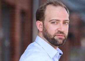 Univ.-Prof. Lutz Standop BA