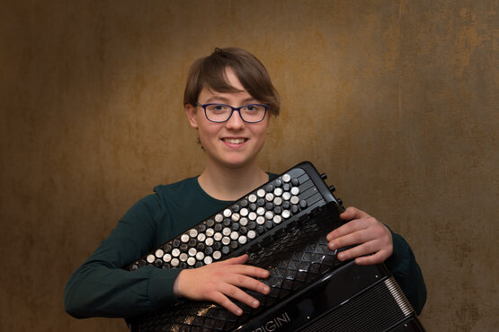 Elisabeth Müller, Akkordeon. Foto © privat