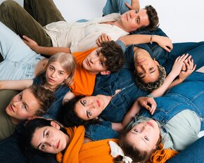 Studierende des 3. Jahrgangs Schauspiel 